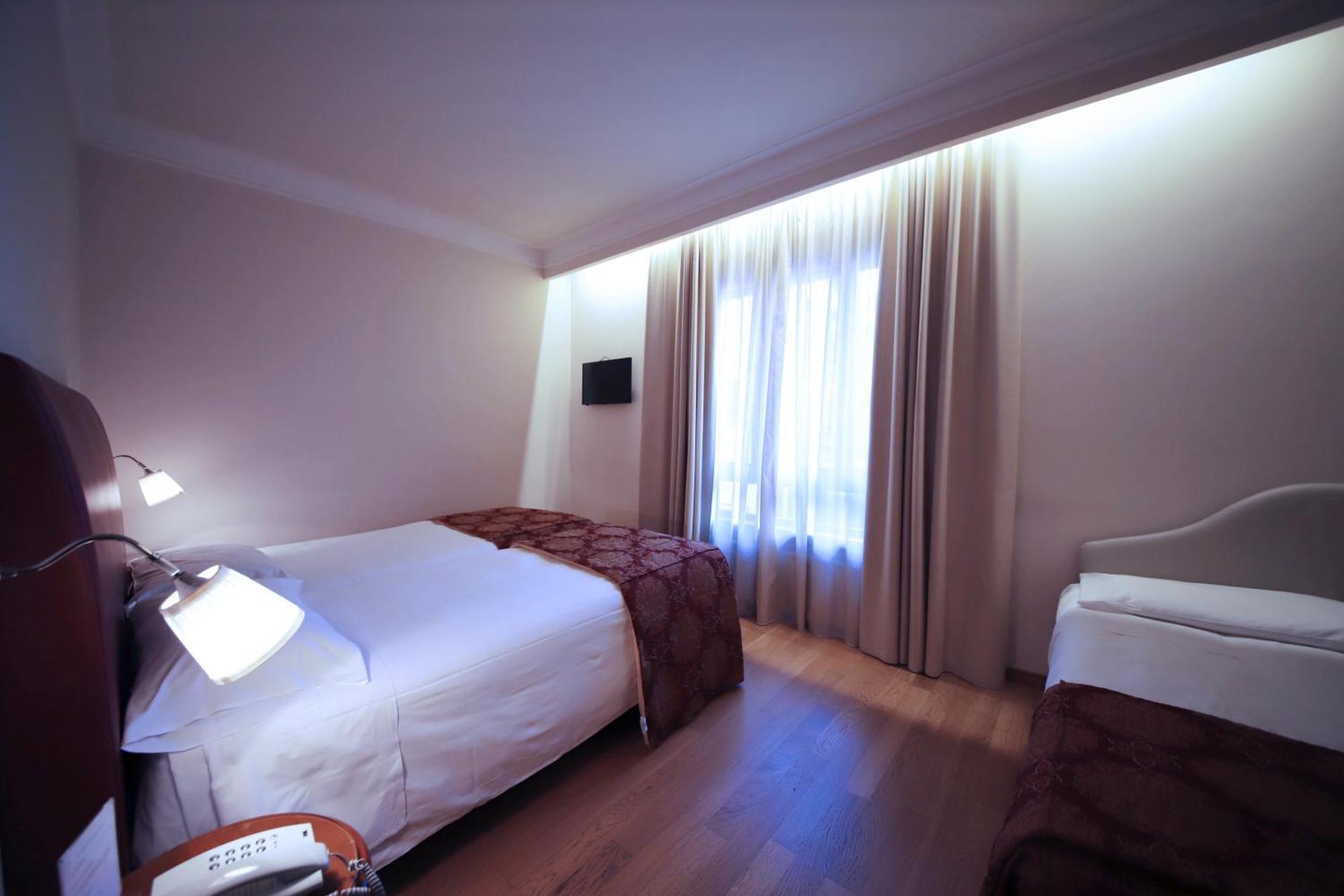 Monica Hotel Fiera Преньана-Миланезе Экстерьер фото
