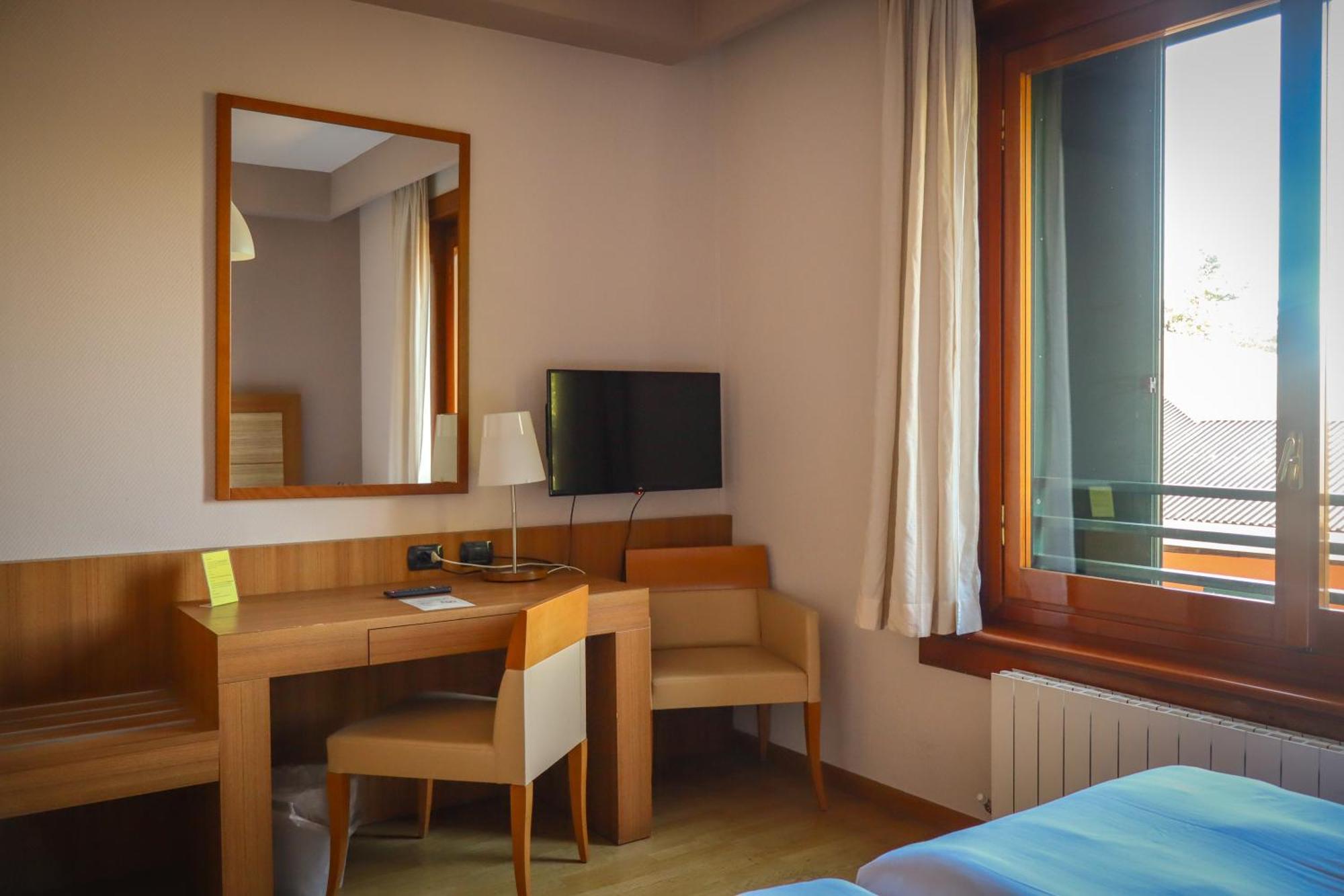Monica Hotel Fiera Преньана-Миланезе Экстерьер фото
