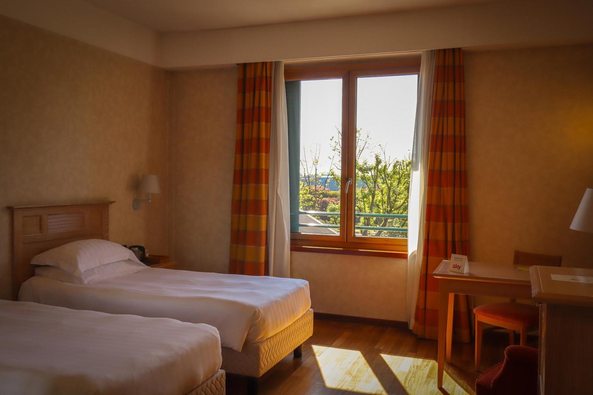 Monica Hotel Fiera Преньана-Миланезе Экстерьер фото