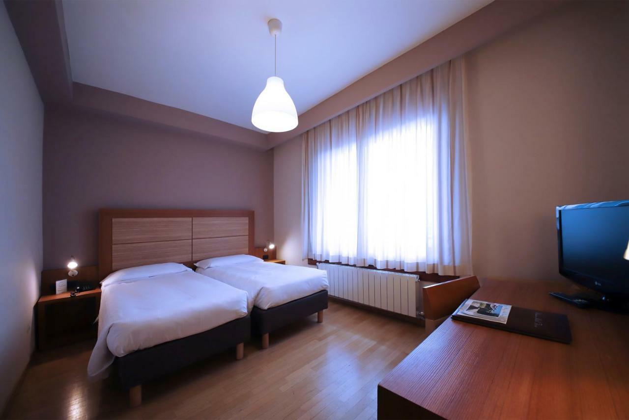 Monica Hotel Fiera Преньана-Миланезе Экстерьер фото