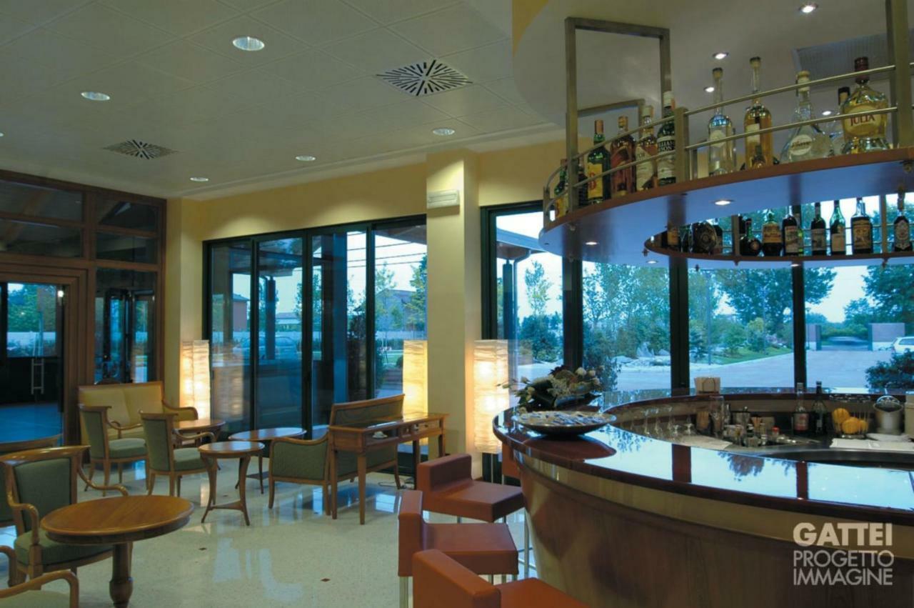Monica Hotel Fiera Преньана-Миланезе Экстерьер фото